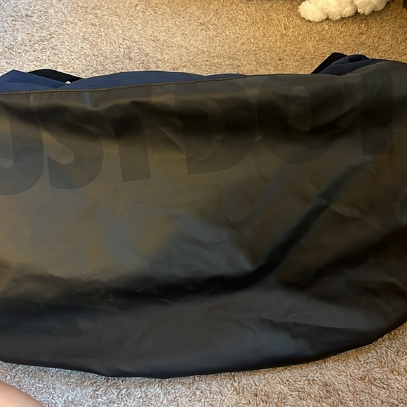 nike brasilia duffel bag - Picture 8 of 8